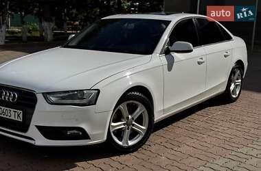 Седан Audi A4 2014 в 