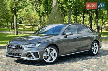 Седан Audi A4 2023 в 