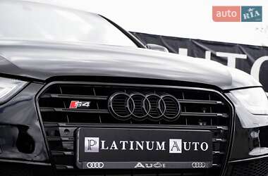 Седан Audi A4 2016 в 