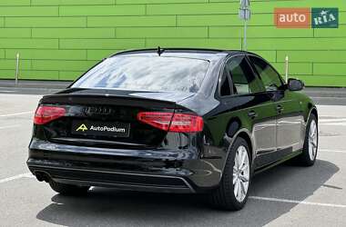 Седан Audi A4 2015 в 