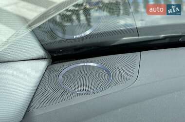 Седан Audi A4 2015 в 