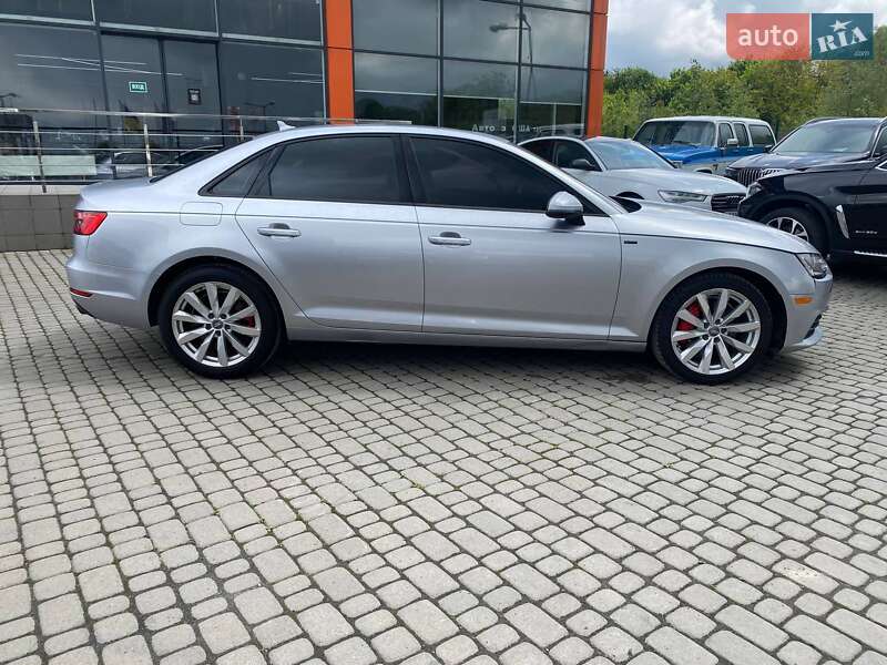 Седан Audi A4 2017 в Львове