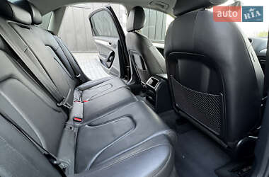 Седан Audi A4 2013 в 