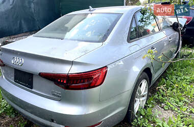 Седан Audi A4 2017 в 
