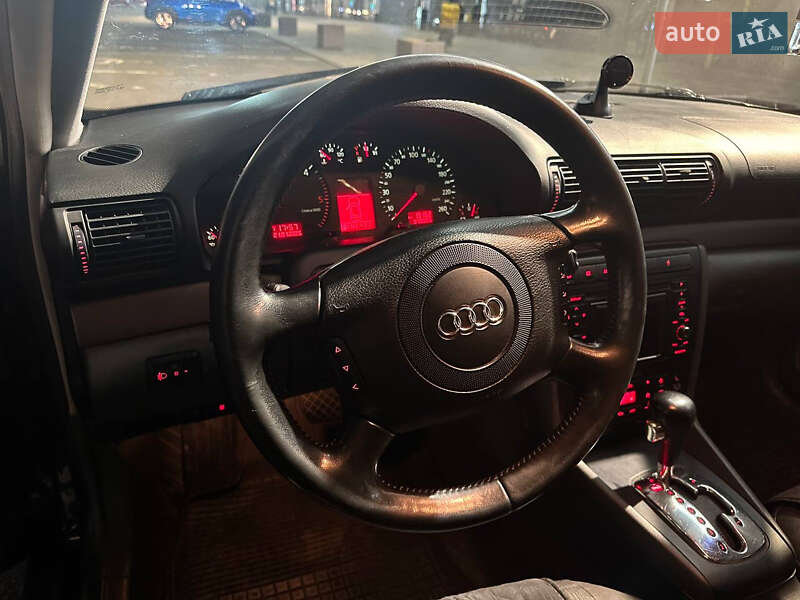 Універсал Audi A4 2000 в Ірпені