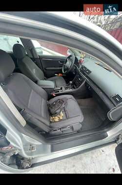 Универсал Audi A4 2002 в 