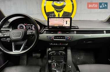 Седан Audi A4 2021 в 