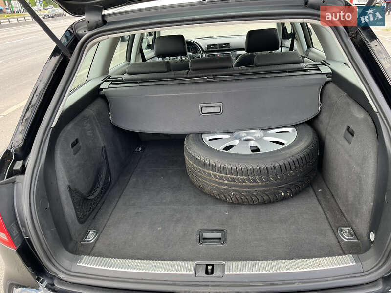 Универсал Audi A4 2006 в Киеве