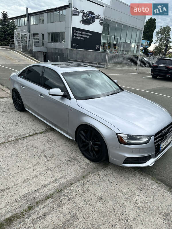 Седан Audi A4 2014 в Києві