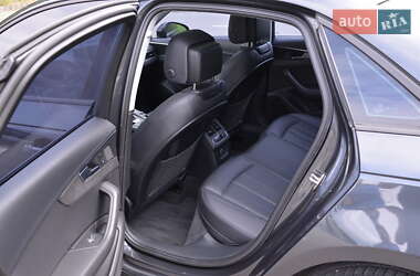 Седан Audi A4 2018 в 