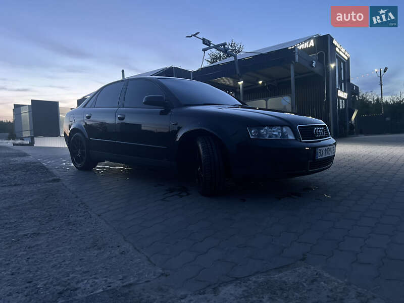 Седан Audi A4 2002 в Хмельницком