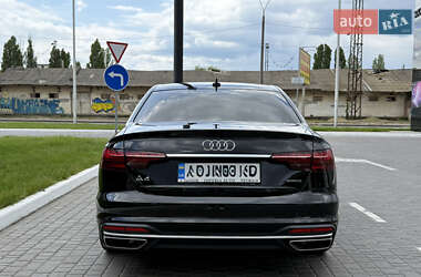 Седан Audi A4 2023 в 
