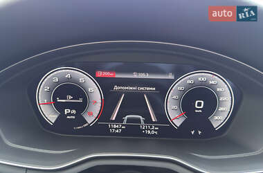 Седан Audi A4 2023 в 