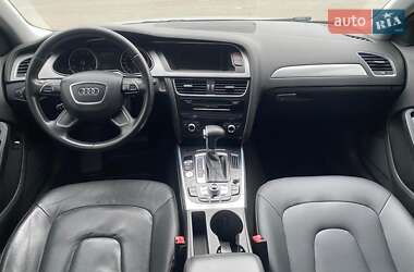 Седан Audi A4 2012 в 