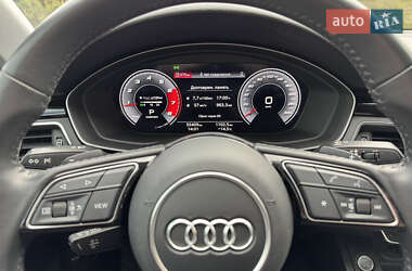 Седан Audi A4 2020 в 