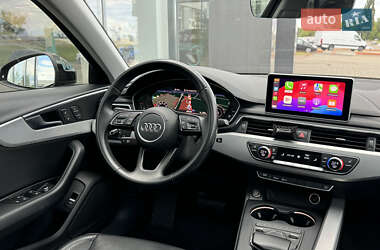 Седан Audi A4 2016 в 