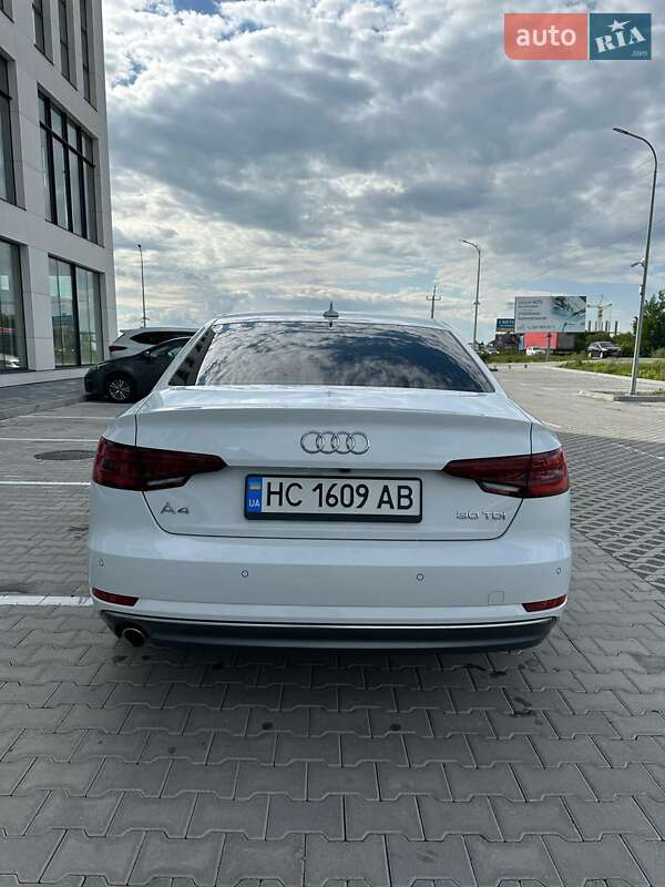 Седан Audi A4 2018 в Львове