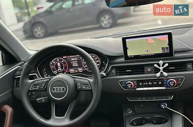 Седан Audi A4 2018 в 