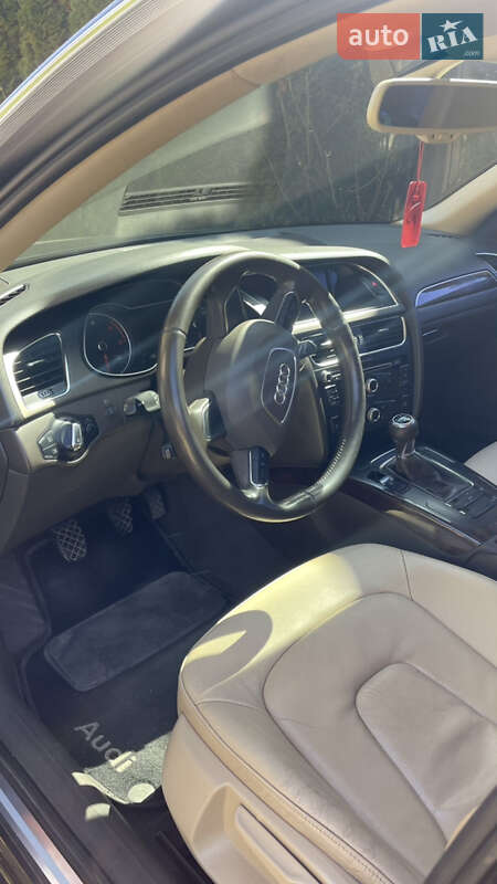 Универсал Audi A4 2012 в Ужгороде