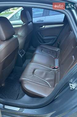 Седан Audi A4 2012 в 