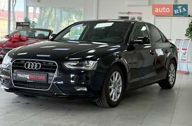 Седан Audi A4 2012 в 