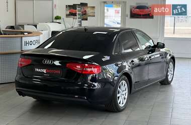 Седан Audi A4 2012 в 