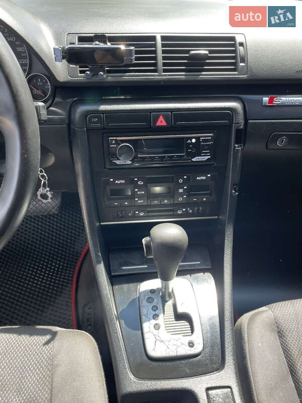 Седан Audi A4 2002 в Виннице
