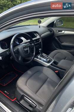 Седан Audi A4 2011 в 