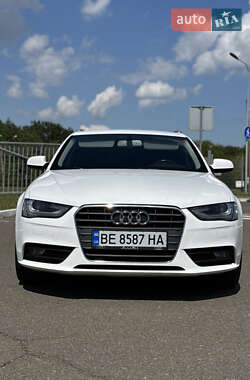 Универсал Audi A4 2013 в 
