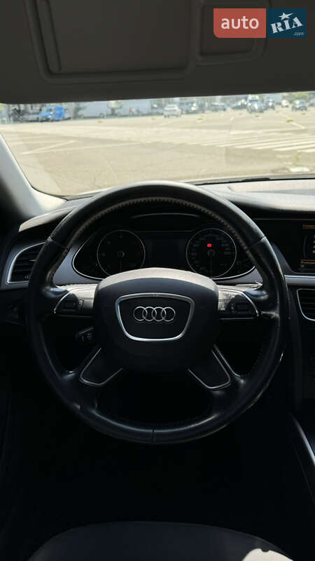 Универсал Audi A4 2013 в Одессе