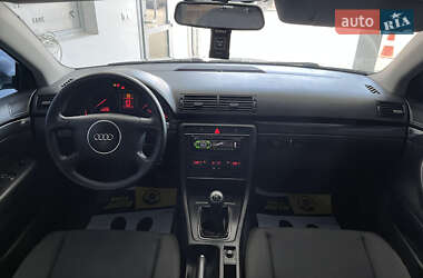 Седан Audi A4 2002 в 