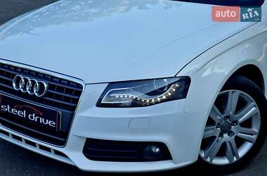 Седан Audi A4 2011 в 