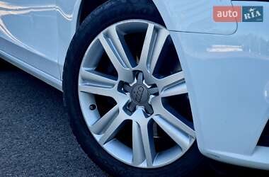 Седан Audi A4 2011 в 