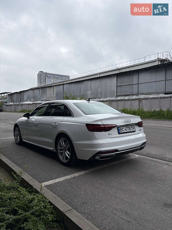 Седан Audi A4 2024 в Львові