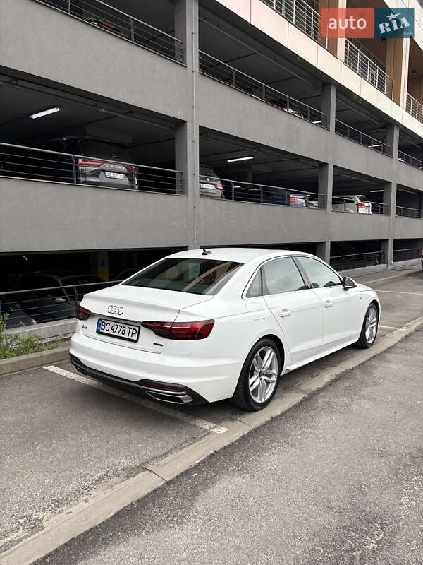 Седан Audi A4 2024 в Львові