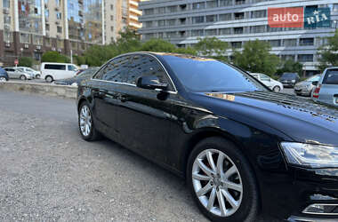 Седан Audi A4 2013 в 