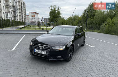 Седан Audi A4 2013 в Черновцах