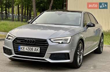 Седан Audi A4 2017 в 