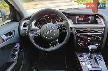 Седан Audi A4 2015 в 