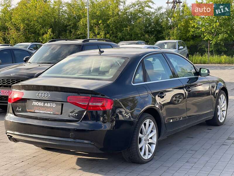 Седан Audi A4 2013 в Львові