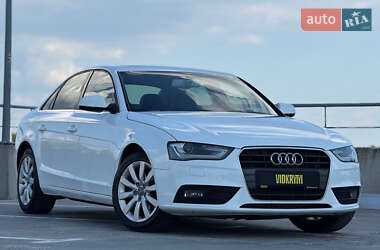 Седан Audi A4 2013 в 