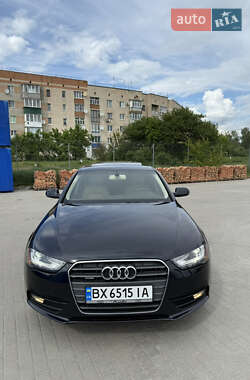 Седан Audi A4 2013 в Шепетовке