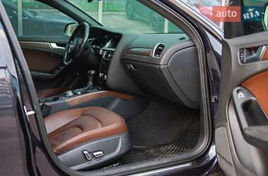 Седан Audi A4 2015 в 