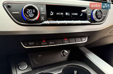 Универсал Audi A4 2019 в 