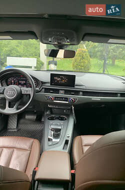 Седан Audi A4 2018 в 