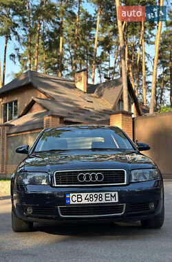 Седан Audi A4 2004 в Чернигове