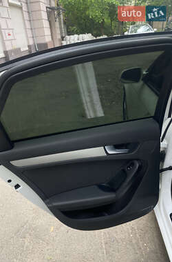 Седан Audi A4 2009 в 