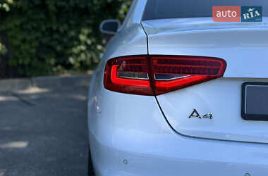 Седан Audi A4 2014 в 