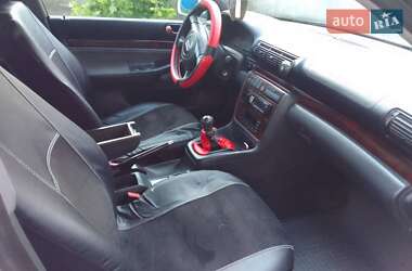Седан Audi A4 1999 в 