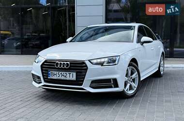 Седан Audi A4 2017 в 